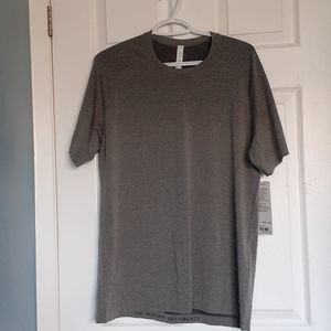 Mens lululemon tee